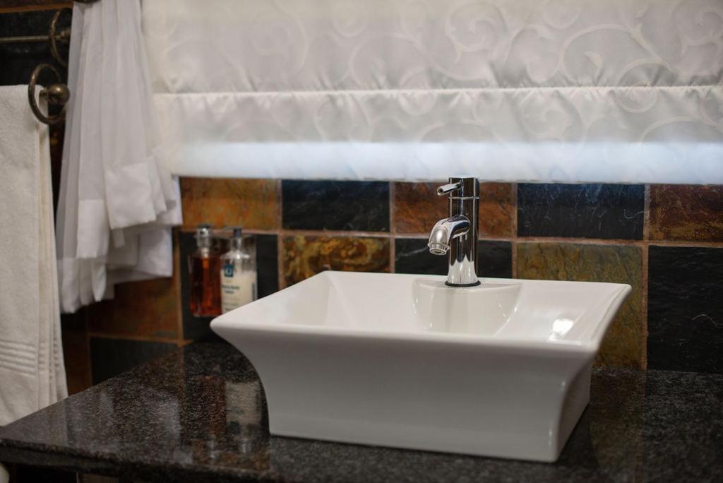 Micasa Sucasa Guesthouse Lephalale Dış mekan fotoğraf