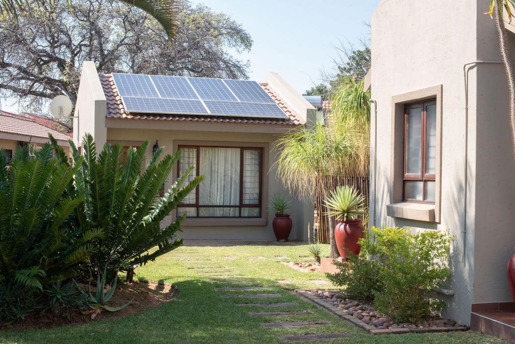 Micasa Sucasa Guesthouse Lephalale Dış mekan fotoğraf