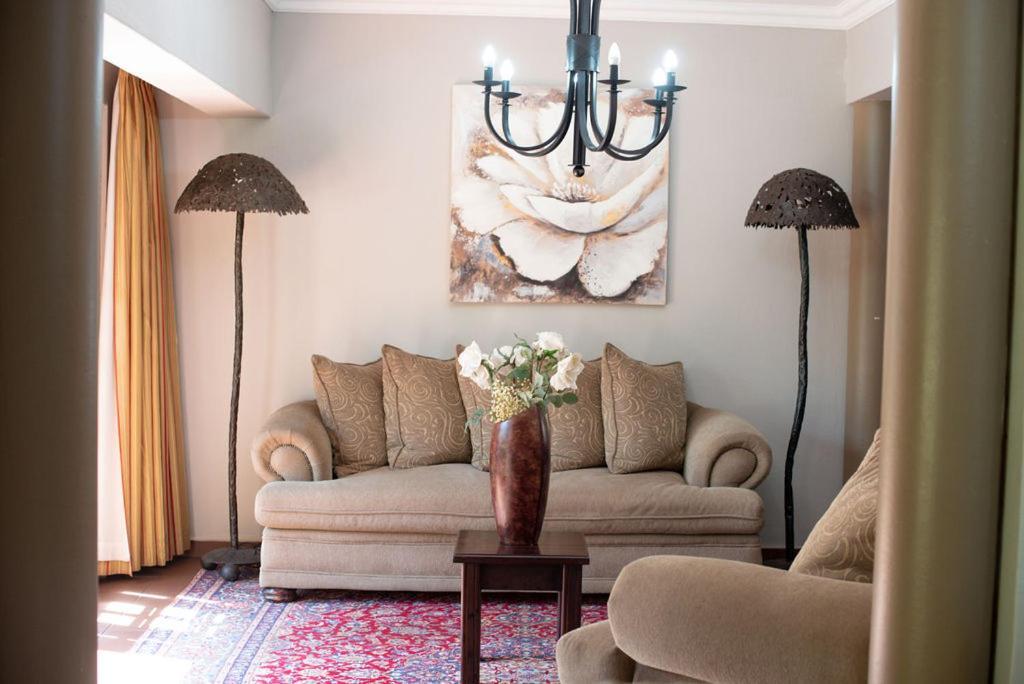 Micasa Sucasa Guesthouse Lephalale Dış mekan fotoğraf