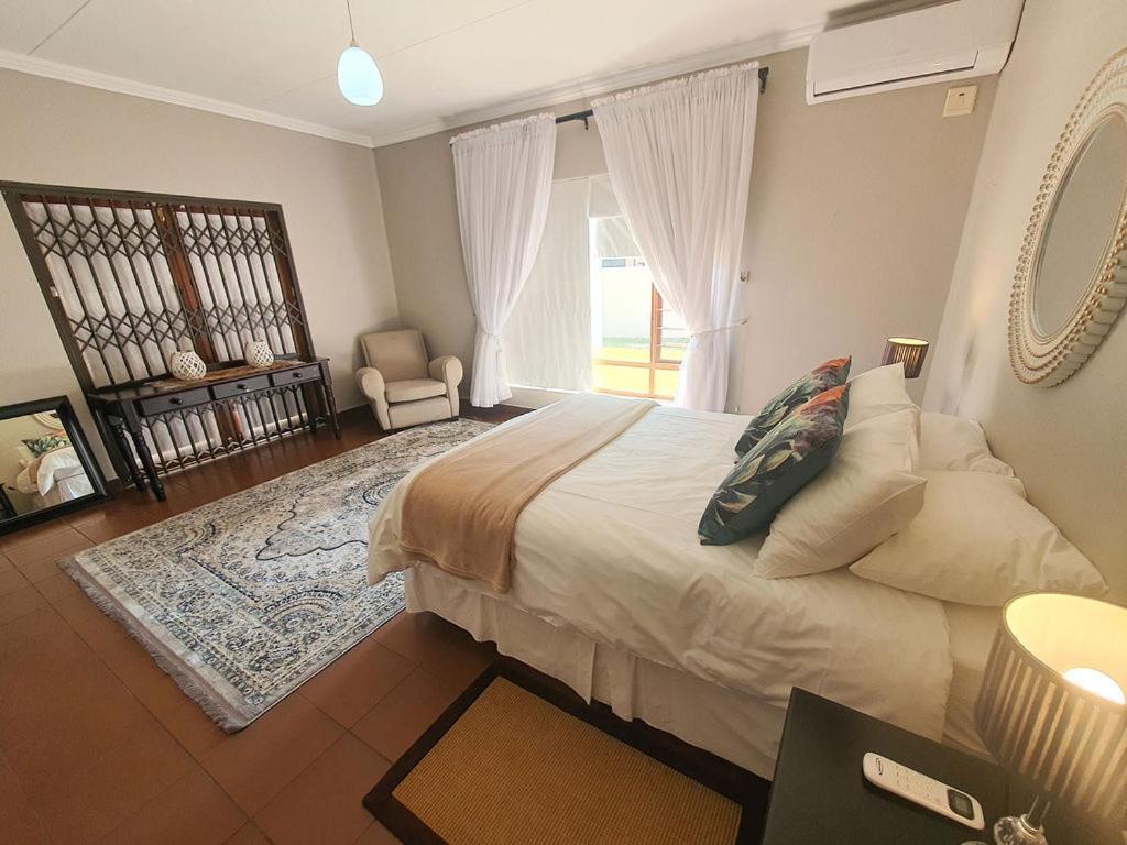 Micasa Sucasa Guesthouse Lephalale Dış mekan fotoğraf